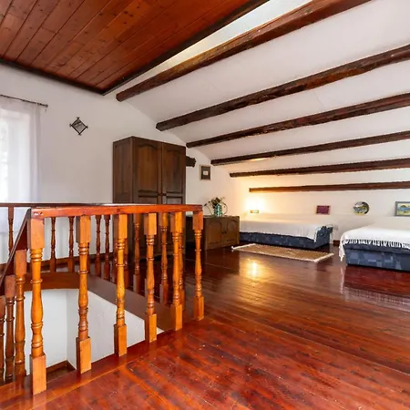Red House Feriehus Veli Lošinj