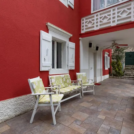 Red House Casa vacanze *