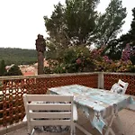 Red House Veli Lošinj