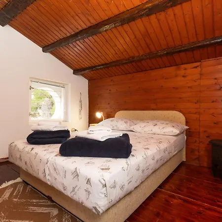 Red House Holiday home Veli Losinj