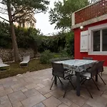 Ferienhaus Red House