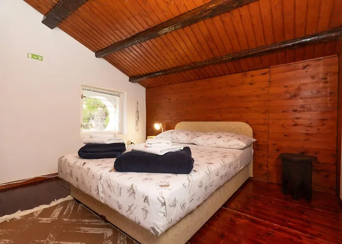 Red House Casa vacanze Lussingrande
